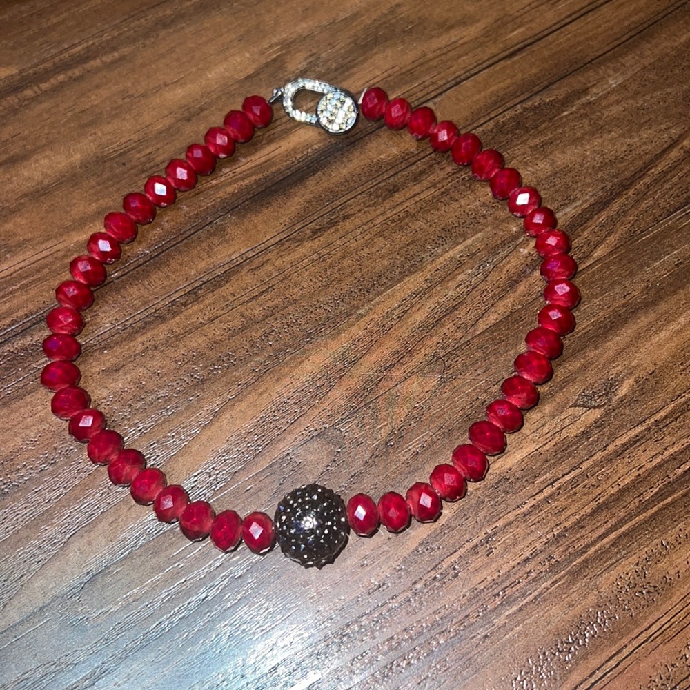 Henri BENDEL Red choker necklace PREOWNED